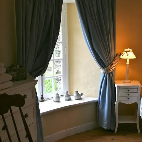 La Coulombe Manoir De Hérouville *