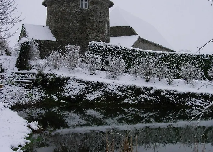 La Coulombe Manoir De Hérouville